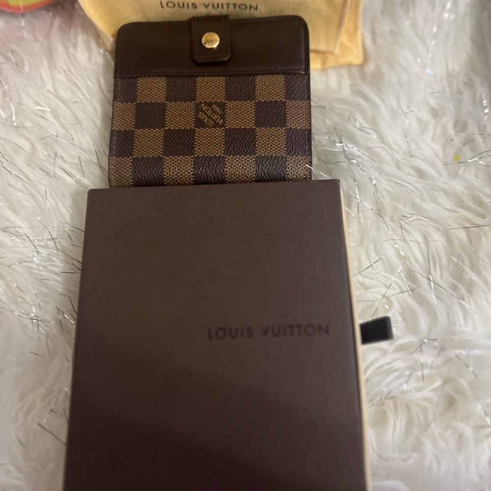 Louis Vuitton Damier Ebene Card Holder